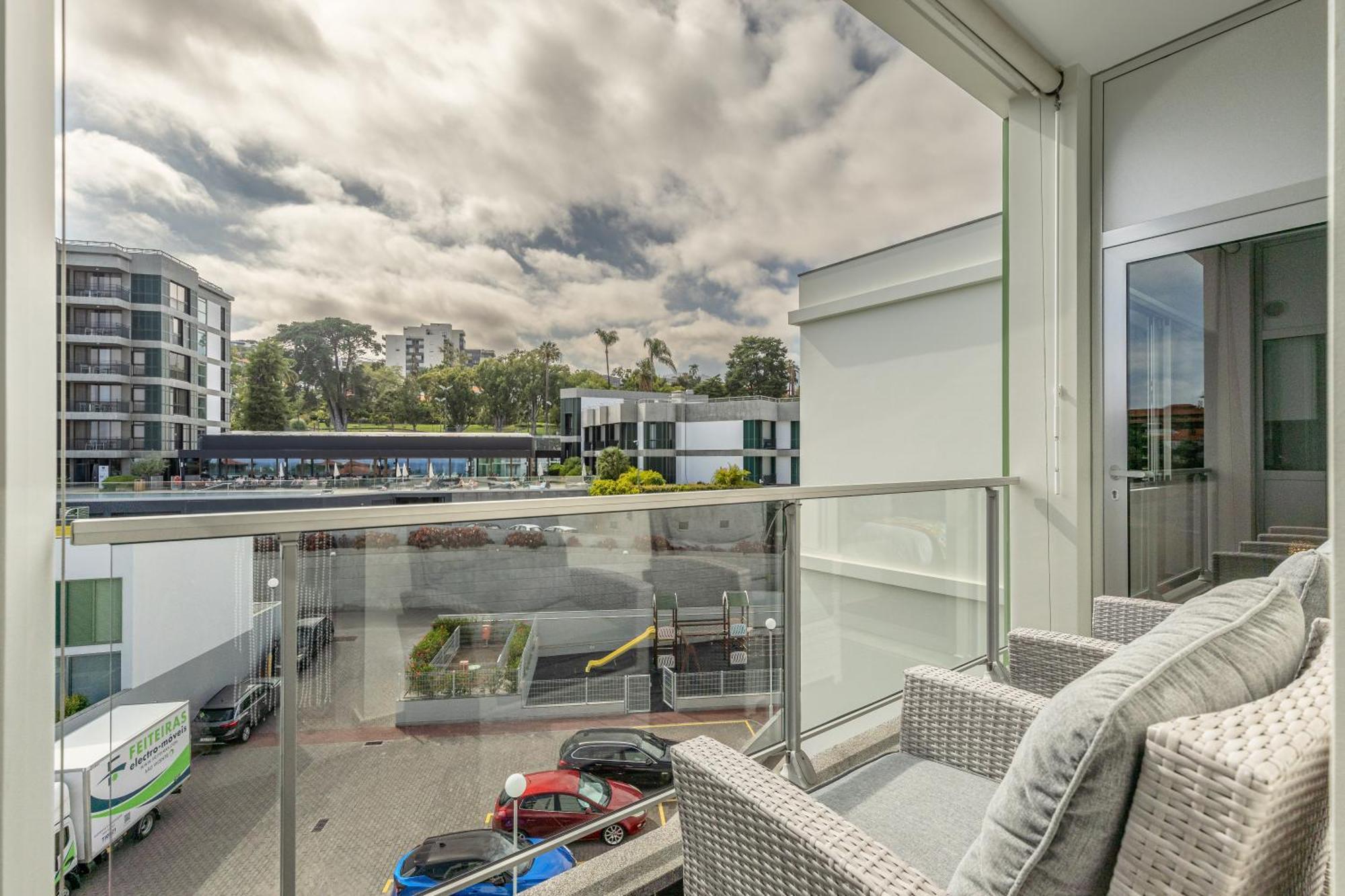 Vista Savoy By Rmz Lägenhet Funchal  Exteriör bild